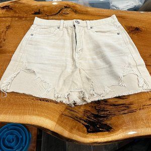 American Eagle Highest Rise Mom Short | 6